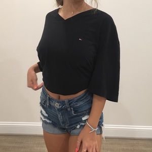 VINTAGE TOMMY HILFIGER TEE